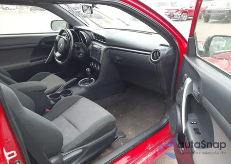 2014 Scion Tc из США, поврежденный, VIN JTKJF5C73E3085827